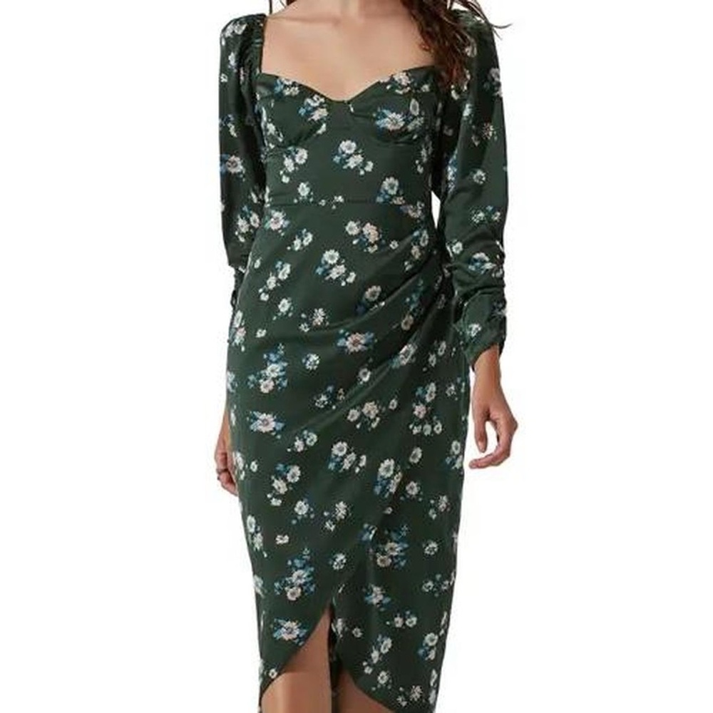 Astr Green Floral Long Sleeve Midi Dress